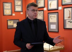 zdjęcie z wręczenia nominacji dla nowego dyrektora Muzeum w Piotrkowie Trybunalskim