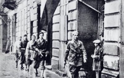 1 sierpnia 1944 roku o godz. 17.00 – w godzinę „W” – rozpoczęło się Powstanie Warszawskie.
